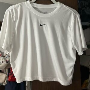 nike crop top